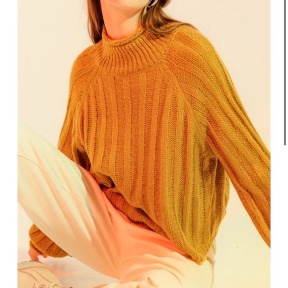 Cozy ribbed high neck sweater - Picture 2 of 5